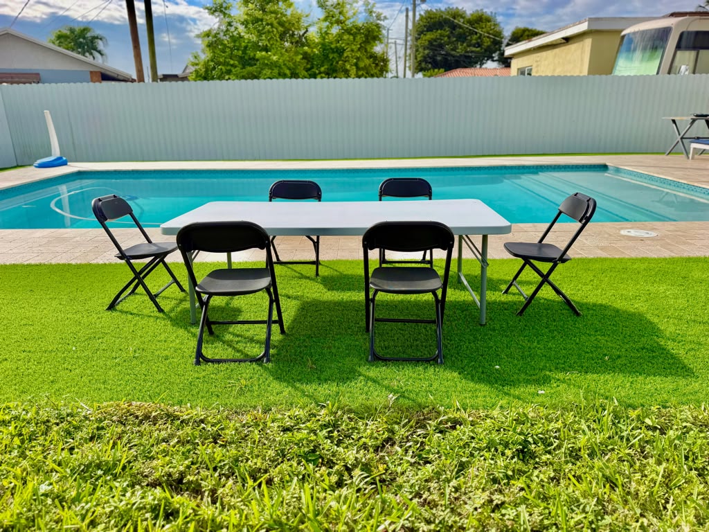 Kid’s tables